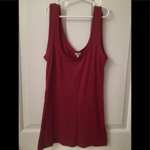 Anthropologie t. la red tank